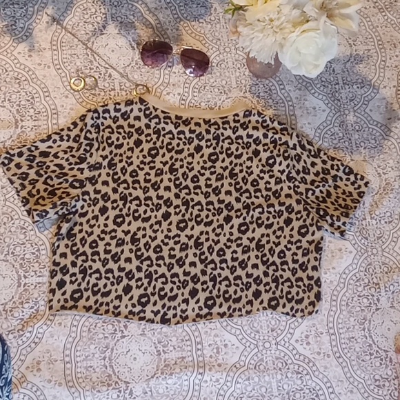 Blooming Jelly leopard print crop top - Picture 7 of 13